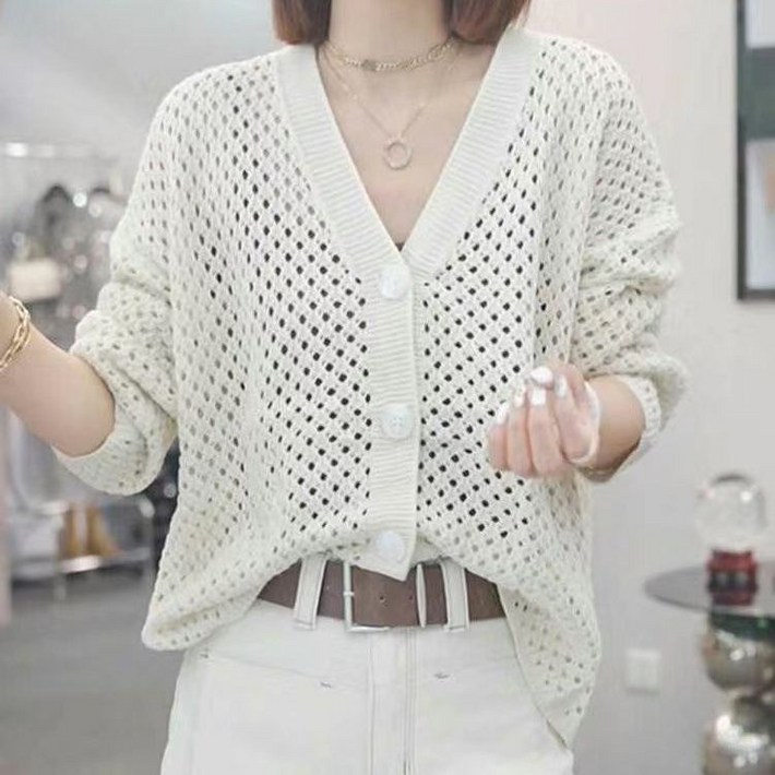 여성 브이넥 펀칭 가디건  여름 간절기 통기성 니트  아우터 데일리룩