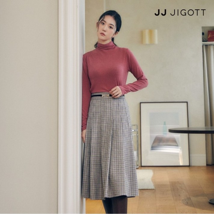 JJ지고트 슬림핏 하프넥 울 티셔츠 GNAP0TSP1 JJ지고트 슬림핏 하프넥 울 티셔츠 GNAP0TSP1