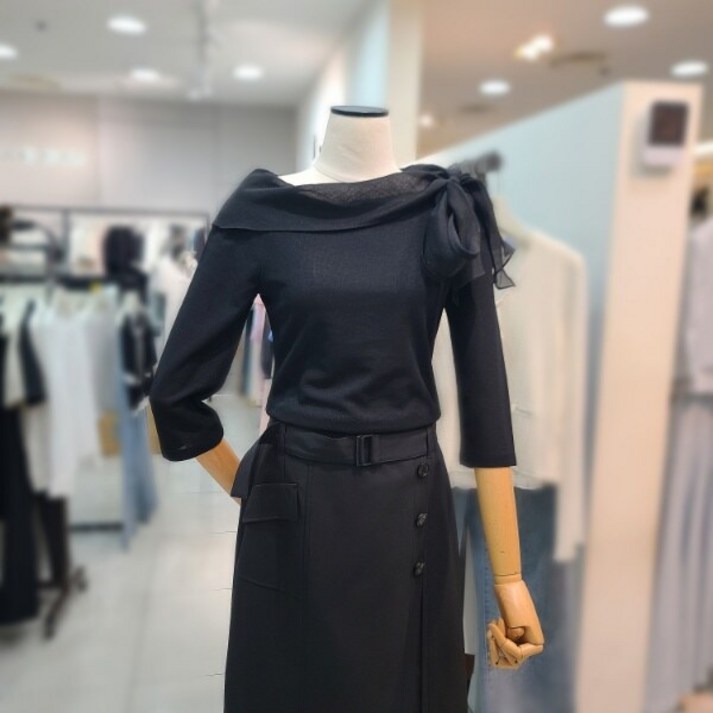 잇미샤 잇미샤  텍스처 블록 타이 티셔츠(ITP8YTS110)_DG