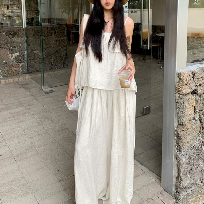 cammello 러플 스퀘어넥 끈나시 + 와이드 팬츠 셋업 바캉스룩 상하의세트