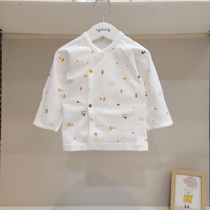 [아가방]강남*깨끗한 화이트 색상에 부드러운 촉감을 자랑하는  무형광 면100%저고리/간편 스냅단추