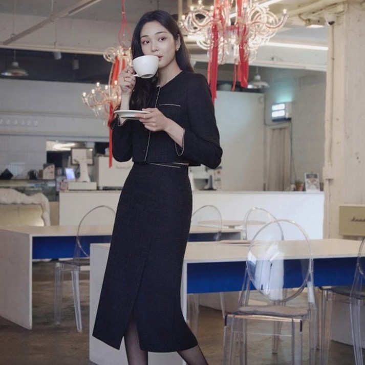 잇미샤 24 FW 잇미샤 체인장식 셋업 스커트 ITOAZSK550