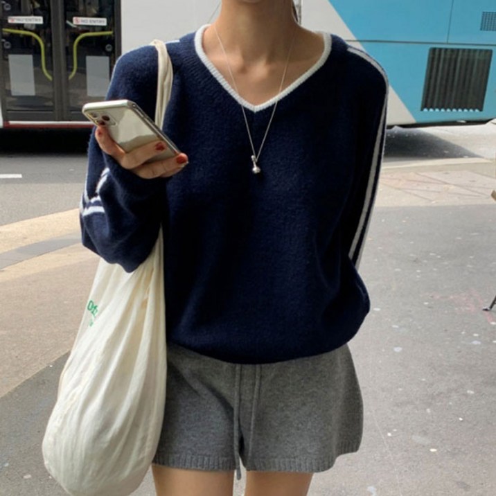 에스라이프 목선이 이쁜 브이넥니트 여성 루즈핏 티셔츠2color