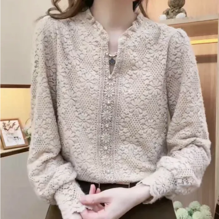 루스리더 여성 라운드넥 슬림핏 레이스 긴팔 블라우스 E545 루스리더 여성 라운드넥 슬림핏 레이스 긴팔 블라우스 E545