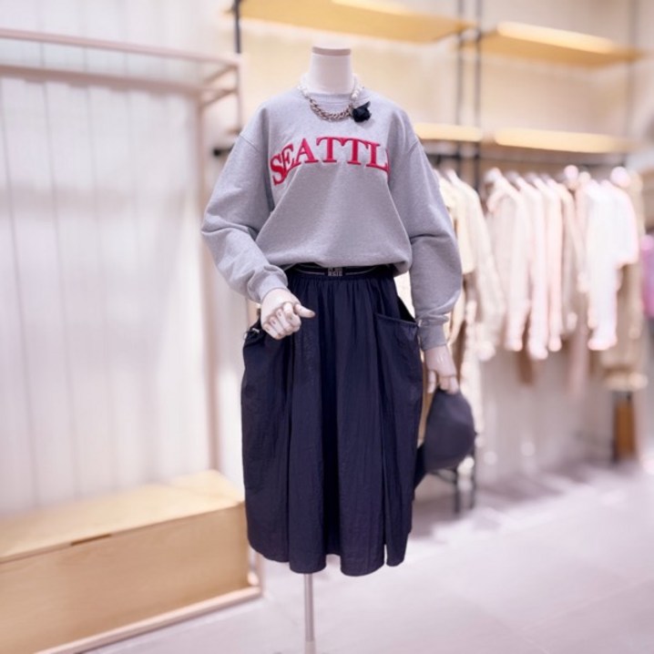 SK1TSF471SEATTLE 뒷절개 맨투맨