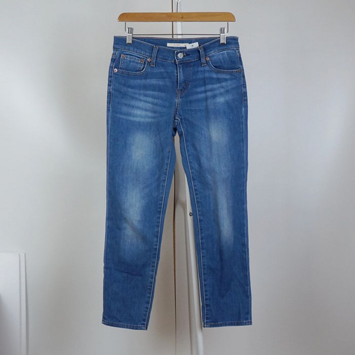 LEVIS 보이프렌드핏 데님팬츠 중청 여성 25