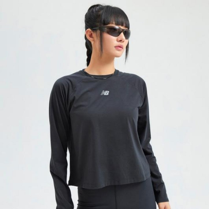 뉴발란스 여성용 W 스포츠에센셜 루즈핏 긴팔티 NBNDF46002