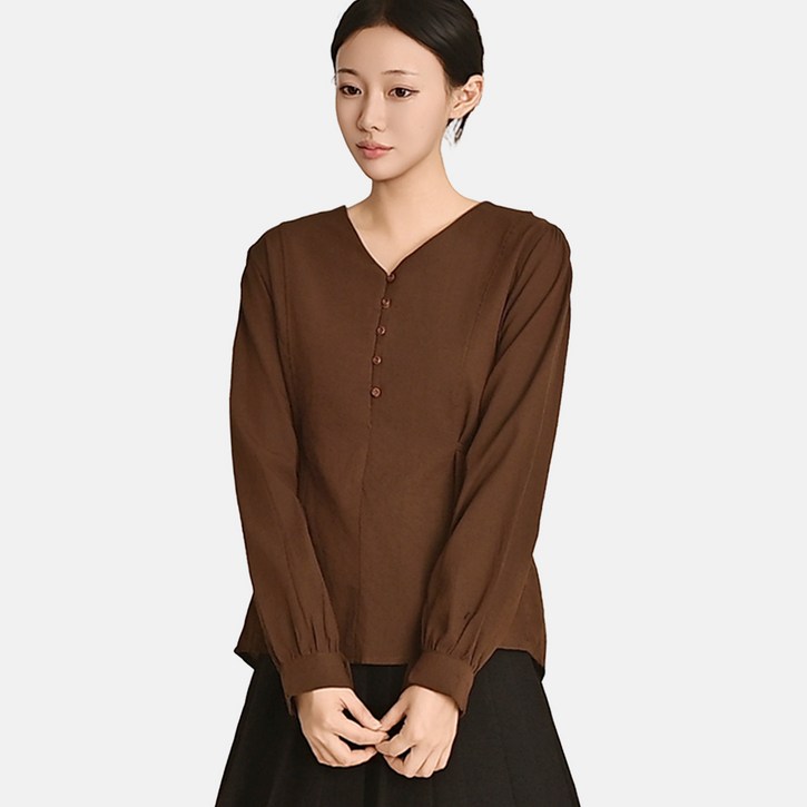 클레이스 브이넥 단추포인트 허리라인 블라우스