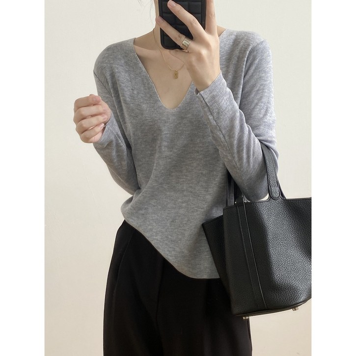 체인지쉬(change she) 여성 슬림핏 브이넥 긴팔 니트