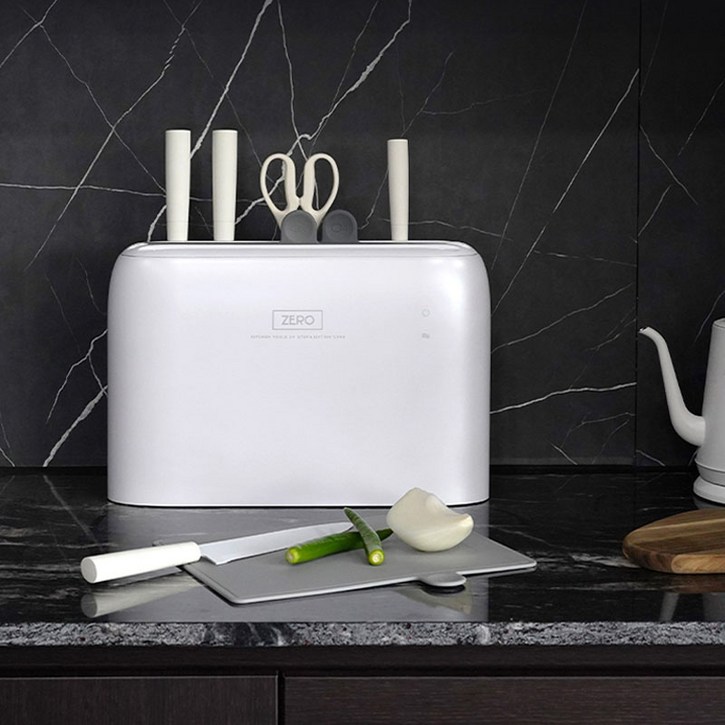 슈퍼HOTQUEENMADE 퀸메이드 빈틈없는 2중살균 제로 UV 칼도마 살균기 QMKSN8000W, 단품