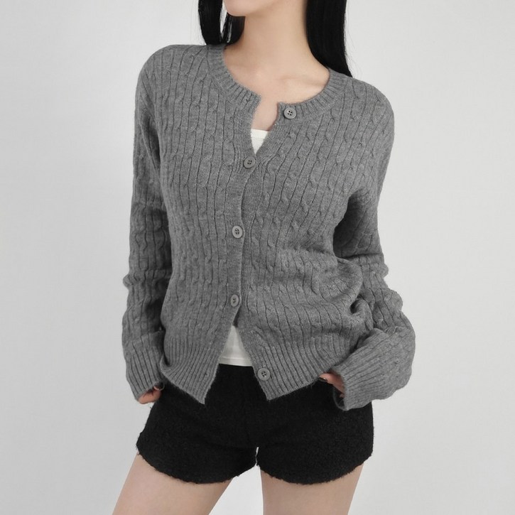 센시즌 메리 라운드넥 꽈배기 도톰 크롭 니트 가디건