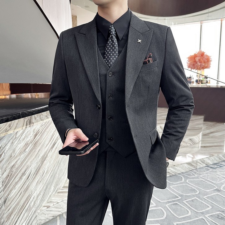 Enyofe 남성용 투버튼 캐주얼 쓰리피스 겨울 정장세트 재킷조끼바지 면접 기획 남자수트 3피스 결혼식 하객 남성 슈트 남자 가을검은 양복 세트3컬러